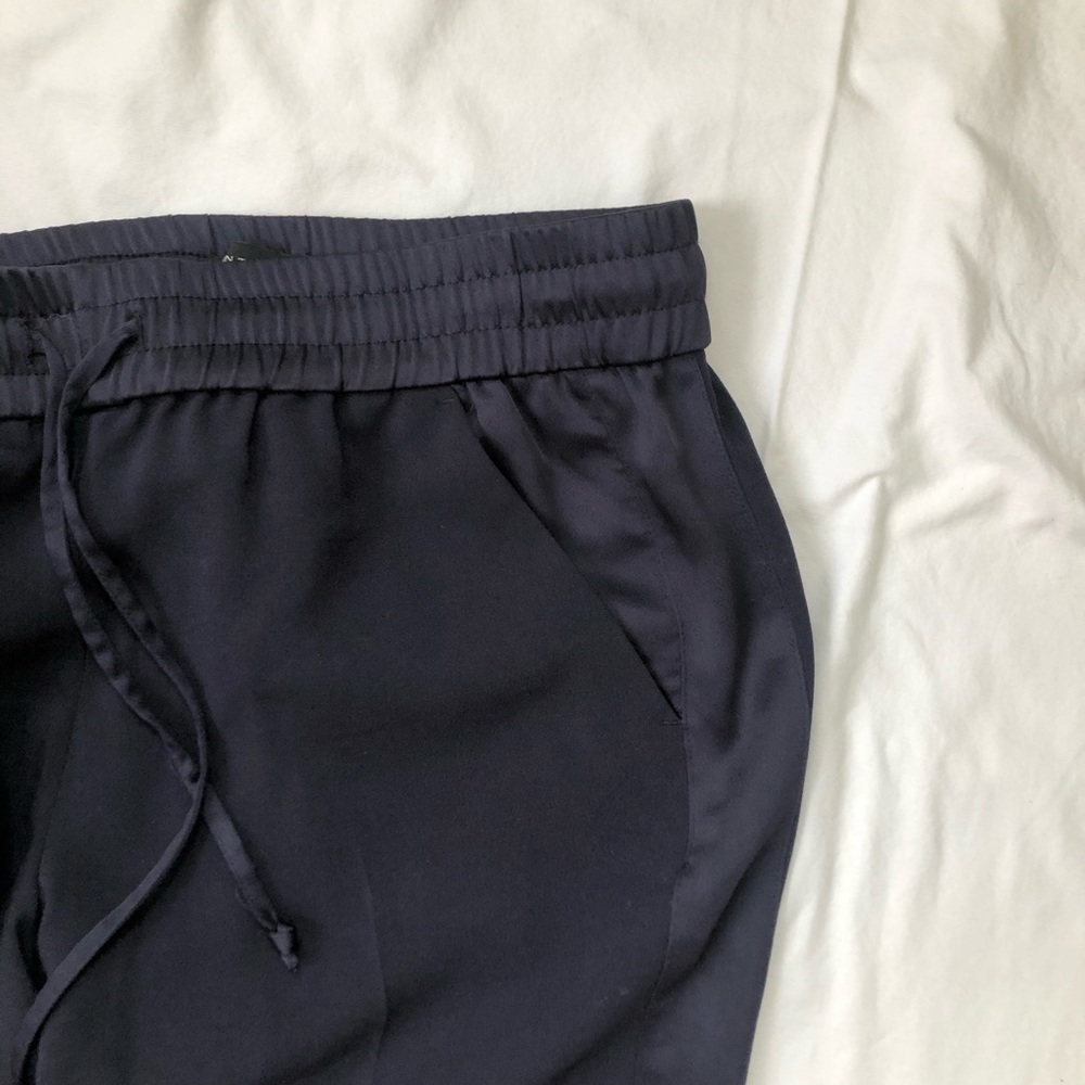 Ann Taylor Pull On Dress Pant